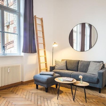 Schwarzlins Loftraum - Stilvolles Apartment Mit Smart Tv, Netflix, Disney Plus, Schnellem Wlan, Parken, Nespresso Санкт Ингберт Екстериор снимка